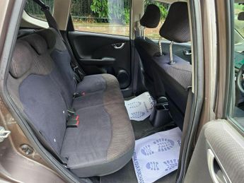 Honda Jazz 1.4 i-VTEC ES Hatchback 5dr Petrol CVT Euro 5 (99 ps)