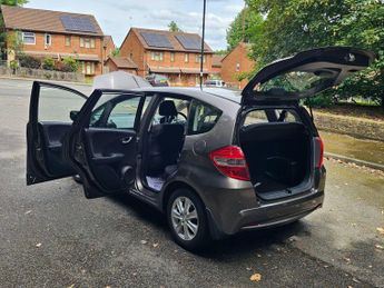 Honda Jazz 1.4 i-VTEC ES Hatchback 5dr Petrol CVT Euro 5 (99 ps)