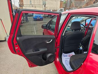 Honda Jazz 1.4 i-VTEC EX Hatchback 5dr Petrol CVT Euro 5 (99 ps)