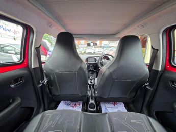 Toyota AYGO 1.0 VVT-i x-pression x-wave 5dr Petrol x-shift Euro 5 Euro 5 (68