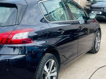 Peugeot 308 1.2 PureTech Allure EAT Euro 6 (s/s) 5dr