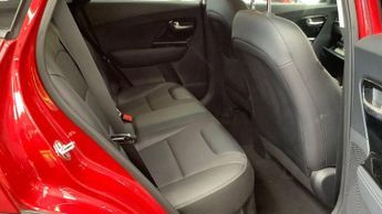 Kia Niro 1.6 GDi 2 SUV 5dr Petrol Hybrid DCT Euro 6 (s/s) (139 bhp)