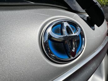 Toyota Yaris 1.5 VVT-h Icon E-CVT Euro 6 5dr