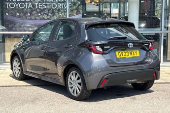 Toyota Yaris 1.5 VVT-h Icon E-CVT Euro 6 (s/s) 5dr
