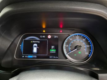 Nissan Leaf 40kWh N-Connecta Auto 5dr