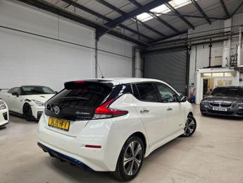 Nissan Leaf 40kWh N-Connecta Auto 5dr