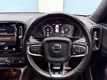 Volvo XC40 2.0 T4 R-Design Auto AWD Euro 6 (s/s) 5dr