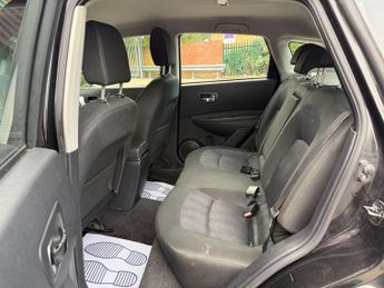 Nissan Qashqai 1.6 Acenta SUV 5dr Petrol Manual 2WD Euro 5 (s/s) (117 ps)