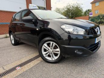 Nissan Qashqai 1.6 Acenta SUV 5dr Petrol Manual 2WD Euro 5 (s/s) (117 ps)
