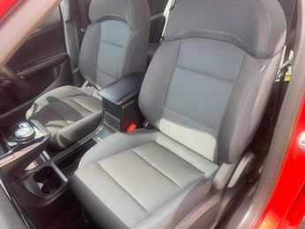 MG MG4 51kWh SE Auto 5dr