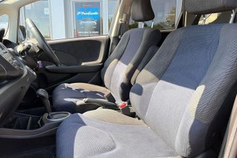 Honda Jazz 1.4 i-VTEC ES Plus CVT Euro 5 5dr