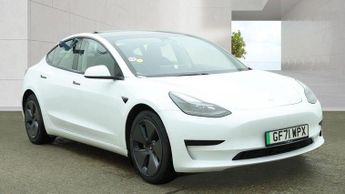 Tesla Model 3 Standard Range Plus Auto RWD 4dr