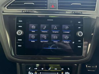 Volkswagen Tiguan 1.4 TSI 13kWh R-Line SUV 5dr Petrol Plug-in Hybrid DSG Euro 6 (s