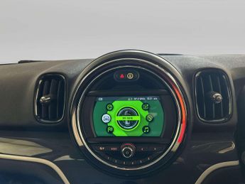 MINI Countryman 1.5 7.6kWh Cooper SE Classic SUV 5dr Petrol Plug-in Hybrid Auto 