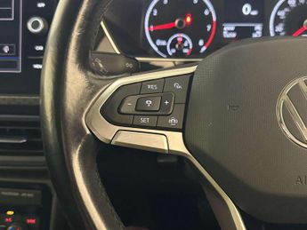 Volkswagen T-Cross 1.0 TSI SEL SUV 5dr Petrol DSG Euro 6 (s/s) (110 ps)