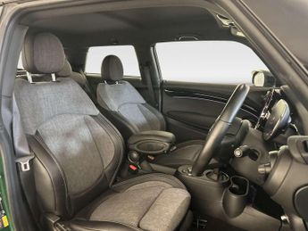 MINI Electric Hatch Cooper SE 32.6kWh Level 2 Hatchback 3dr Electric Auto (184 ps)