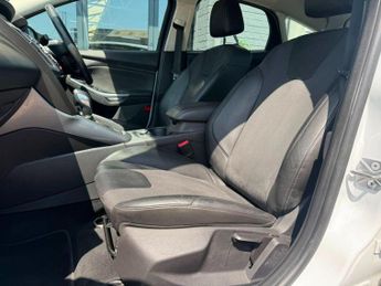 FORD FOCUS 2.0 TDCi Titanium X Hatchback 5dr Diesel Powershift Euro 5 (163 