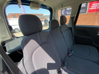 Toyota Yaris Verso 1.3 VVT-i T Spirit 5dr