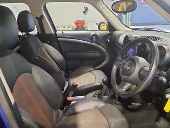 MINI Countryman 1.6 Cooper D Business Edition ALL4 Euro 6 (s/s) 5dr