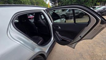 Mercedes-Benz GLA 2.1 GLA220 CDI AMG Line 7G-DCT 4MATIC Euro 6 (s/s) 5dr
