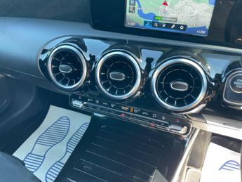 Mercedes-Benz A Class 1.3 A250e 15.6kWh AMG Line 8G-DCT Euro 6 (s/s) 4dr