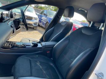 Mercedes-Benz A Class 1.3 A250e 15.6kWh AMG Line 8G-DCT Euro 6 (s/s) 4dr