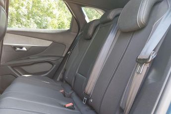 Peugeot 3008 1.2 PureTech GT SUV 5dr Petrol EAT Euro 6 (s/s) (130 ps)
