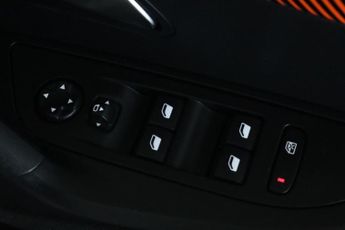 Peugeot E-2008 50kWh Active Premium + Auto 5dr (7kW Charger)