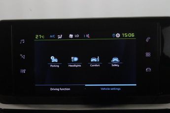 Peugeot E-2008 50kWh Active Premium + Auto 5dr (7kW Charger)