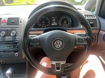Volkswagen Touran 2.0 TDI SE DSG Euro 5 5dr