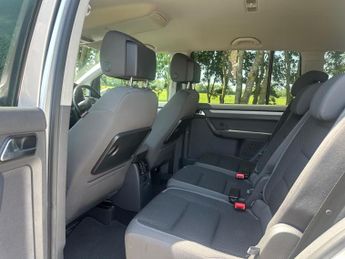 Volkswagen Touran 2.0 TDI SE DSG Euro 5 5dr