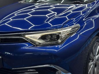 Toyota Auris 1.8 VVT-h Excel CVT Euro 6 (s/s) 5dr (Safety Sense)