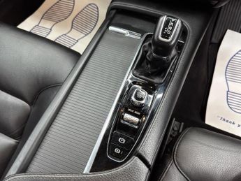 Volvo V90 2.0 T4 GPF Momentum Auto Euro 6 (s/s) 5dr