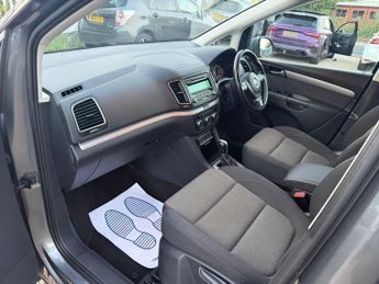 Volkswagen Sharan 2.0 TDI BlueMotion Tech SE DSG Euro 5 (s/s) 5dr