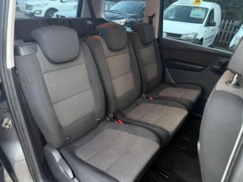 Volkswagen Sharan 2.0 TDI BlueMotion Tech SE DSG Euro 5 (s/s) 5dr