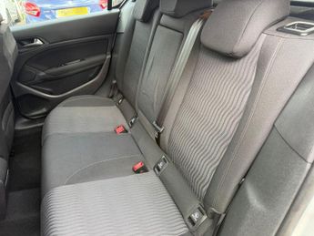 Peugeot 308 1.6 HDi Active Euro 5 5dr