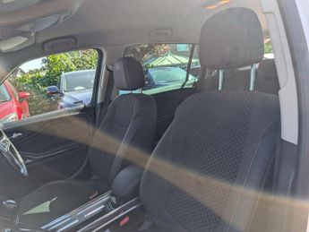 Vauxhall Zafira Tourer 1.4i Turbo SE Auto Euro 6 5dr