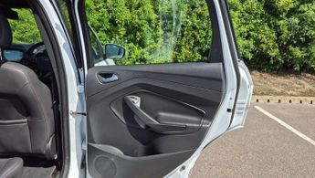 Ford Kuga 2.0 TDCi ST-Line X Powershift AWD Euro 6 (s/s) 5dr