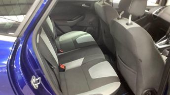 Ford Focus 1.6 Zetec Powershift Euro 5 5dr