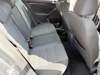 Volkswagen Golf 1.6 TDI SE DSG Euro 5 5dr