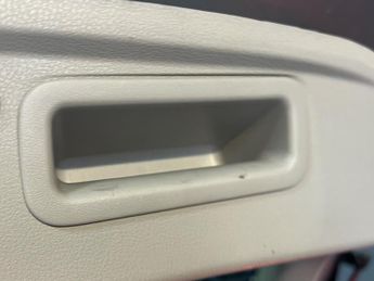 Nissan Leaf 39kWh N-Connecta Auto 5dr