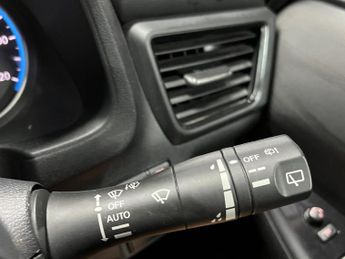 Nissan Leaf 39kWh N-Connecta Auto 5dr