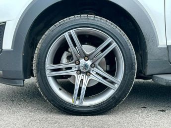 Chevrolet Captiva 2.2 VCDi LTZ 4WD Euro 5 (s/s) 5dr (7 Seats)