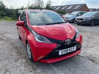 Toyota AYGO 1.0 VVT-i x-play Euro 6 5dr