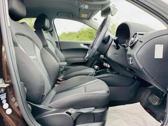 Audi A1 1.4 TFSI Sport Sportback 5dr Petrol S Tronic Euro 6 (s/s) (Nav) 