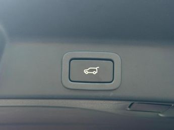 Jaguar F-PACE 2.0 D180 R-Sport Auto AWD Euro 6 (s/s) 5dr