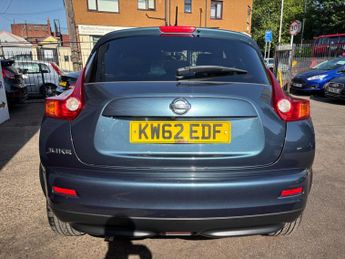 Nissan Juke 1.6 Acenta Premium Euro 5 (s/s) 5dr