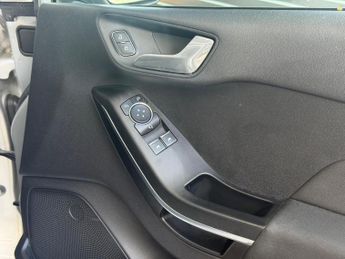Ford Fiesta 1.0T EcoBoost Titanium Auto Euro 6 (s/s) 5dr