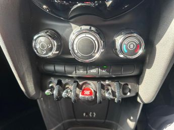 MINI Hatch 1.5 Cooper Auto Euro 6 (s/s) 5dr