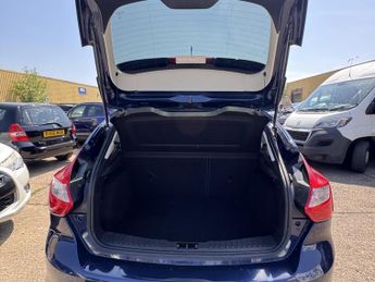 Ford Focus 1.0T EcoBoost Zetec Euro 5 (s/s) 5dr